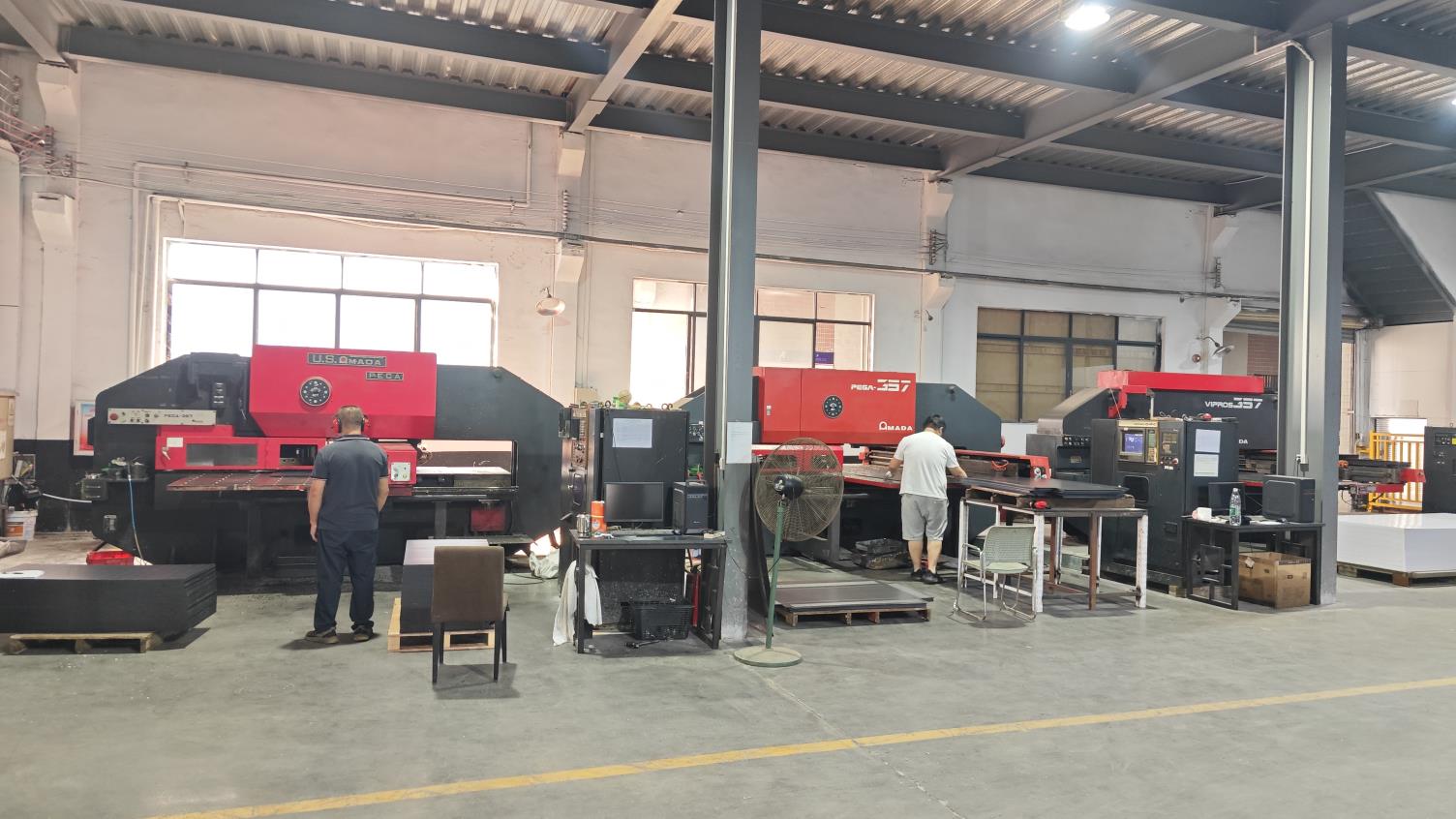 Foshan Nanhai Joyings Metal & Plastic Co., Ltd. Metal Display Fixtures