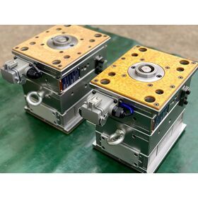 Plastic injection mould for automotive