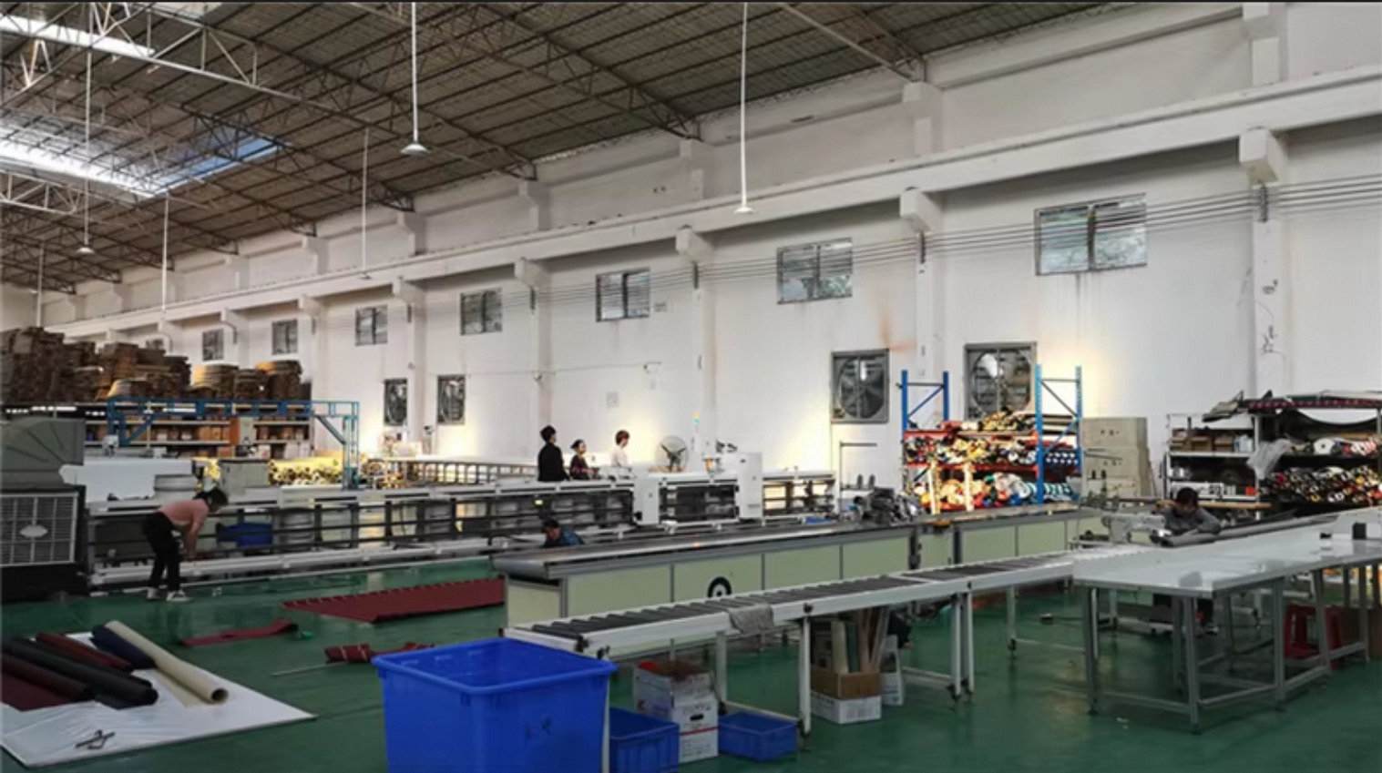 Foshan Ruler Outdoor Hardwares Co., Ltd. Retractable Awning