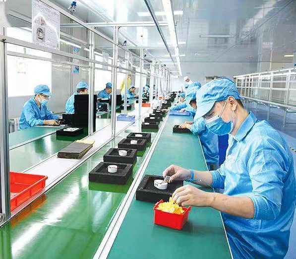 Guangzhou Yixin Electronic Technology Co., Ltd. Portable Power Bank