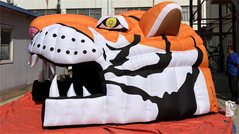 Yantai Airart Inflatable Co., Ltd. Inflatable Advertising