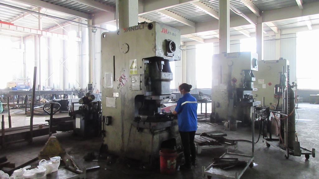 Qingdao Lutian Special Vehicle Co., Ltd Greenhouse trolleys