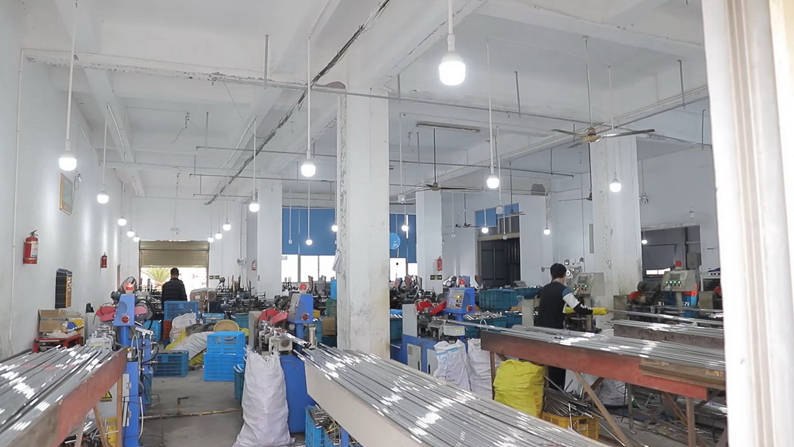 Wenzhou Zhihao Industry and Trade Co., Ltd. Acrylic Sign Holder