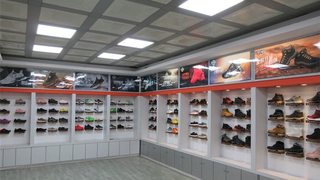 Quanzhou Kuojiang Outdoor Products Co., Ltd. Sandals