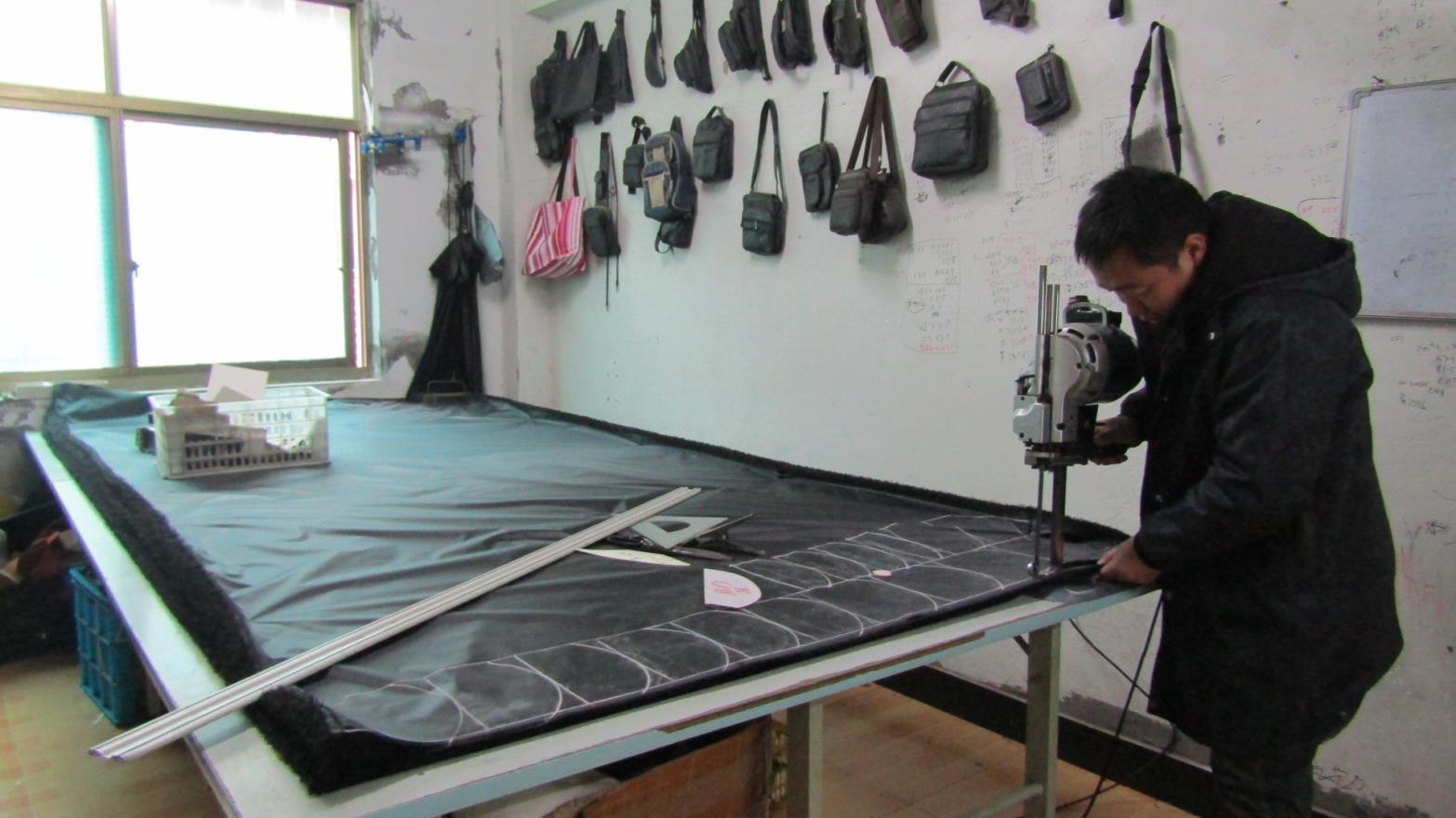 Yiwu Huaxin Bags Co.,Ltd Leather Handbags