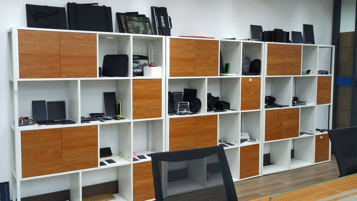 Shenzhen Better Houseware Co., Ltd. Solar Chargers