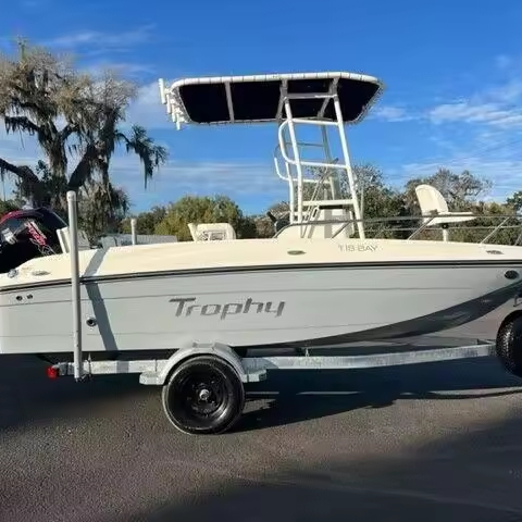ONGERNGER TOOLS & SERVICE Ready to ship Hot Selling Luxury 2022 / 2023 Boats Bayliner T18 T21 BAY - All Models SPEEDBOAT / JETBOAT For Sale