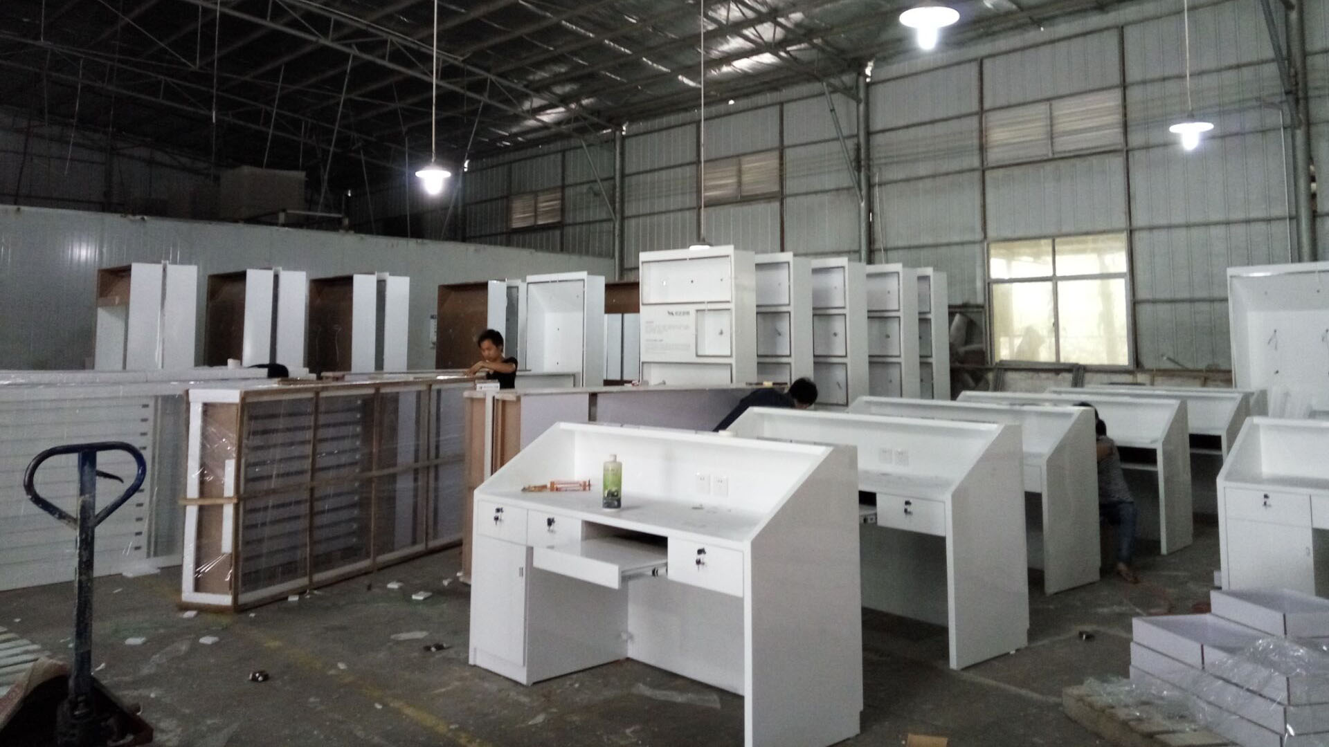 Zhongshan Detron Display Products Co., Ltd. Metal Display Stand