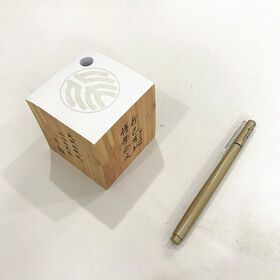 Custom Logo Size Paper notepad  With Pen Holder sticky note  Memo Cube Block