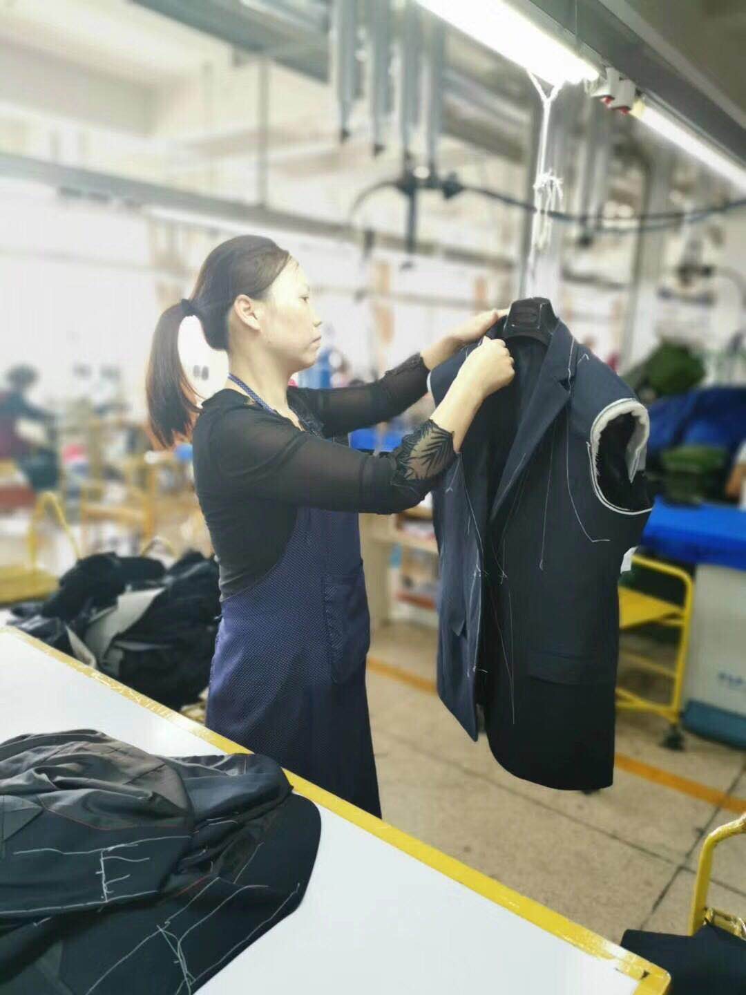 Nanchang Xihui Import and Export Trade Co., Ltd. Men's Suits