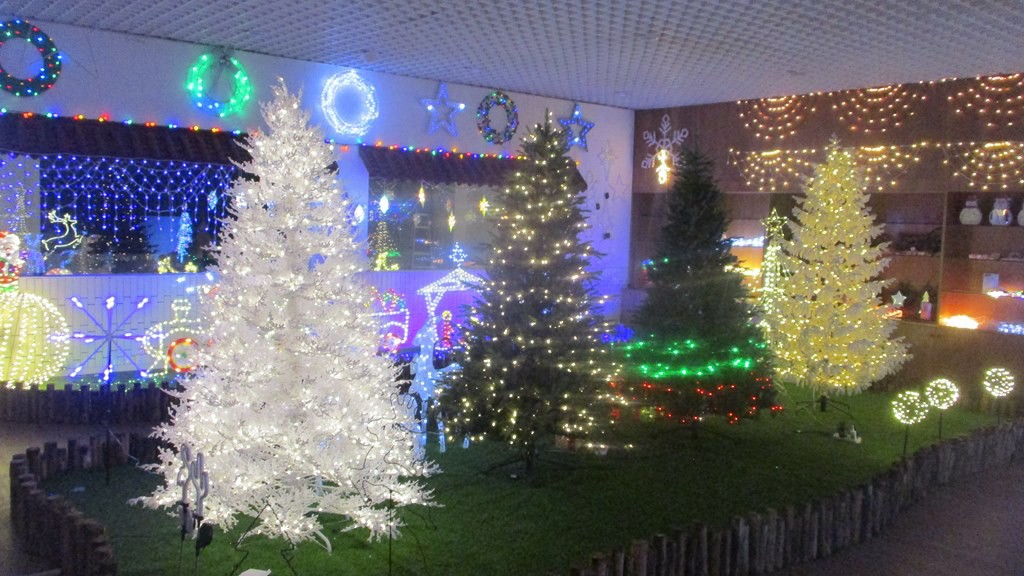 Kwang Ta Electric Company Limited Seasonal Decoration
