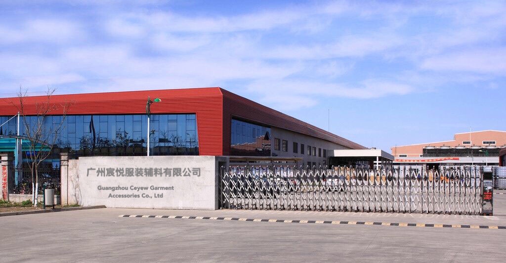 Guangzhou Ceyew Garment Accessories Co., Ltd. plastic zipper bags