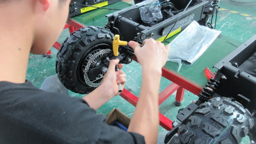 Hunan Link Sports Equipment Co., Ltd. Electric Bikes