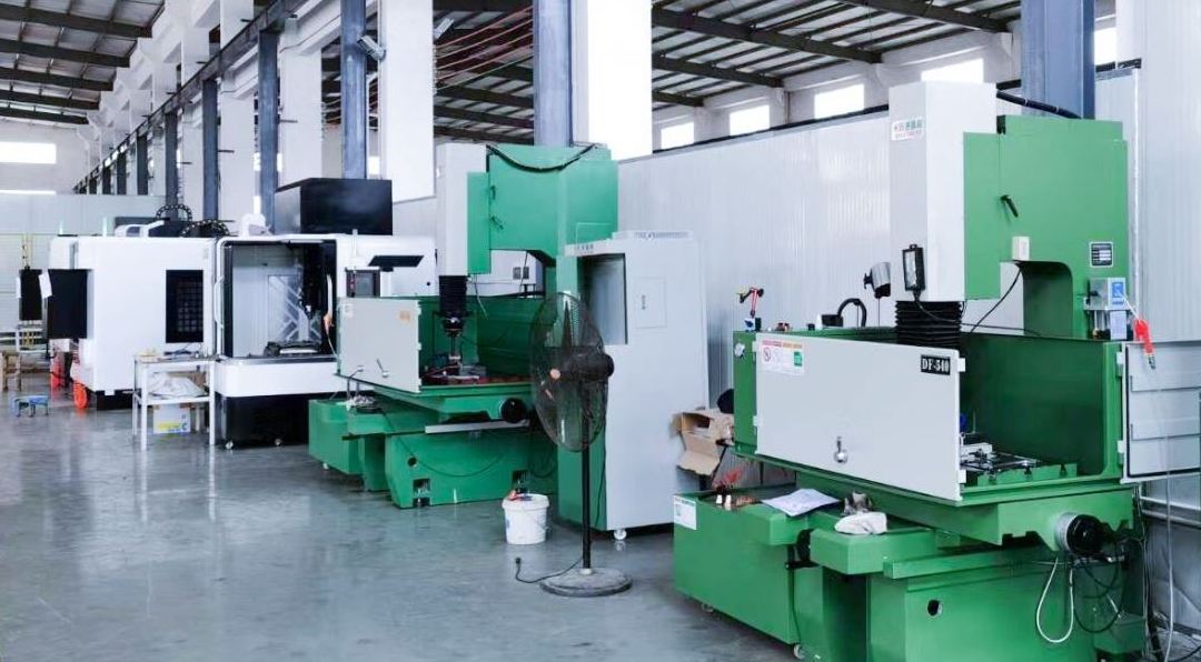 Yangjiang Runtian Hardware Industrial Co., Ltd. Metal Kitchen Utensil