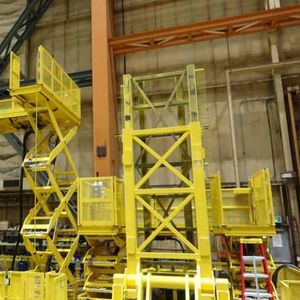 Up-ender Scissor Lift Platform