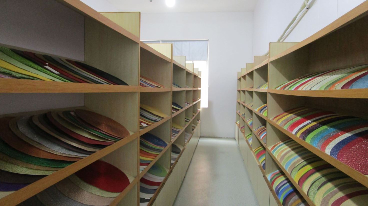 Ningbo Yinzhou Yichuan Artware Co., Ltd. PP PLACE-MATS