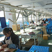 Taizhou Huadi Electric Co., Ltd. Hair straighteners