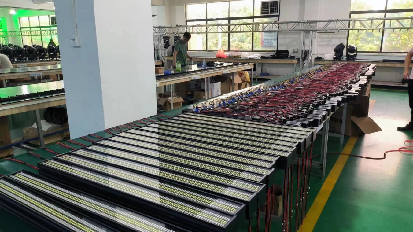 Shenzhen Yaopeng Wanshan Supply Chain Co., Ltd. Stage Lights