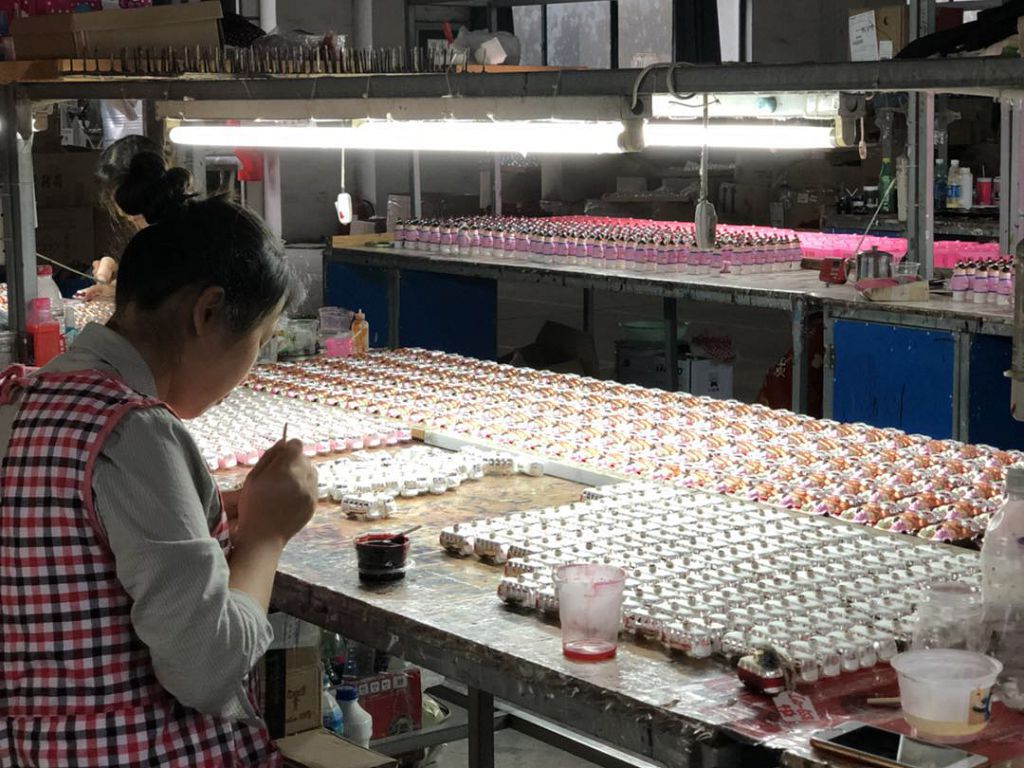 Yangzhou Artdragon Decorations Co., Ltd. factory image 2