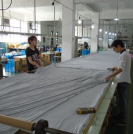 Guangzhou LiangYi Wedding Supplies Co., Ltd. Table cloths