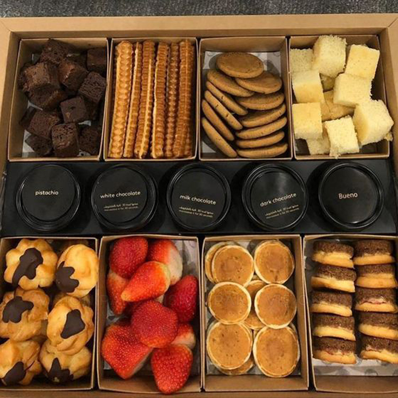 Eco Friendly Bakery Packaging Cupcake Bakery Cookies Waffle Minivan Cake Brownie Packaging Paper Box Disposable Food Packaging