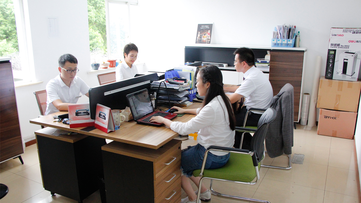 Blueprint Digital Technology (Kunshan) Co., Ltd. Solvent Printer