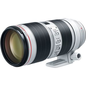 C anon EF 70-200mm f/2.8L IS III USM Lens