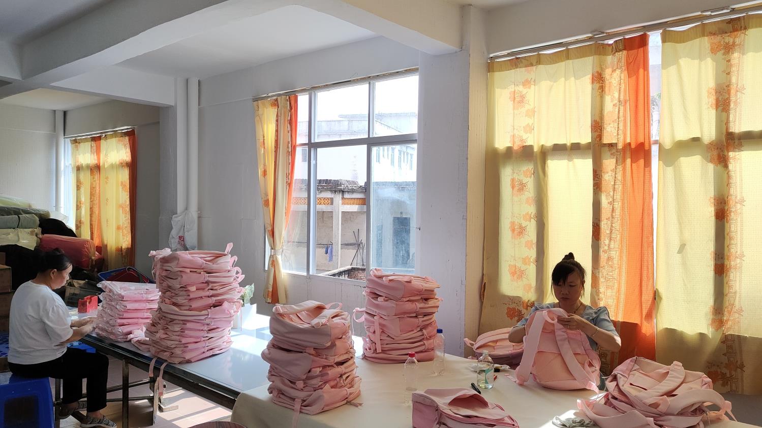 Guangdong Besder Industrial Co., Ltd. Backpack