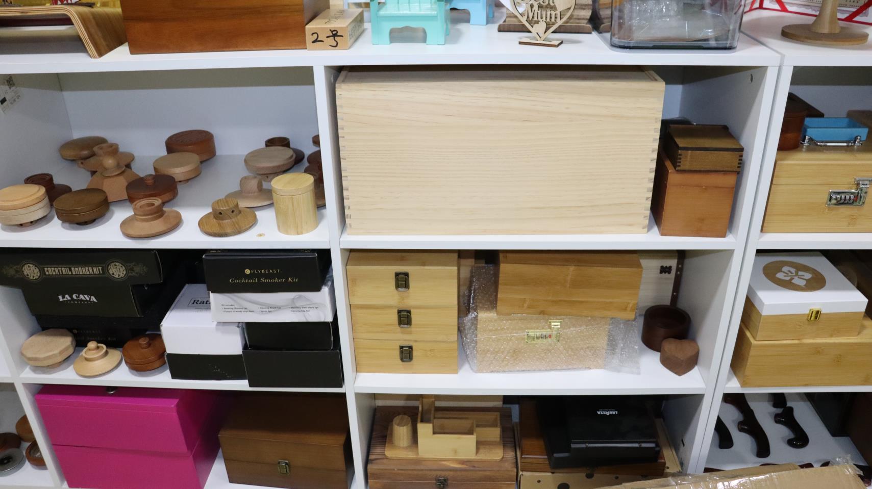 Dongguan Hongxing Wooden Craft Co., Ltd. Wooden Lid