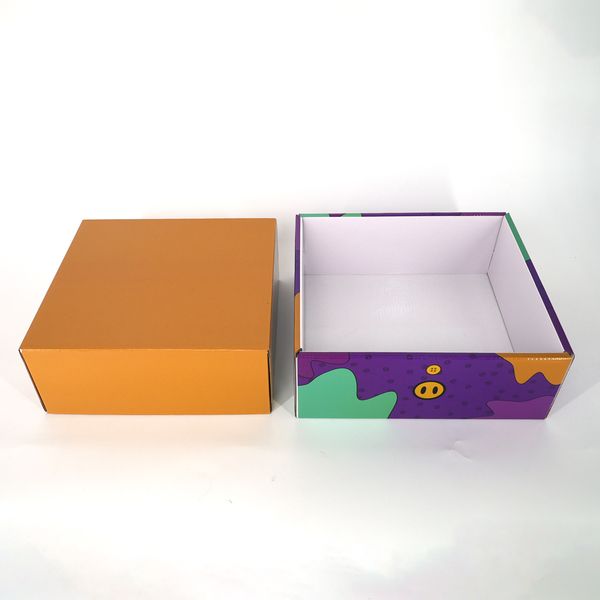 Wholesale Custom Luxury Corrugated Top and Bottom Shipping Box Eco-friendly Custom Lid and Base Packaging Gift Foldable Box