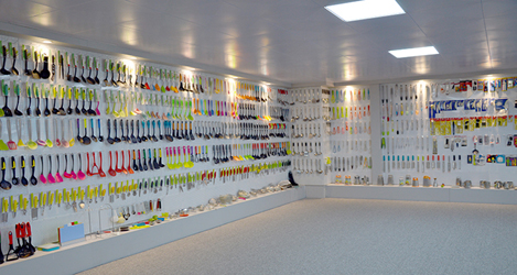 Yangjiang Bonet Houseware Co., Ltd. Tailor Scissors