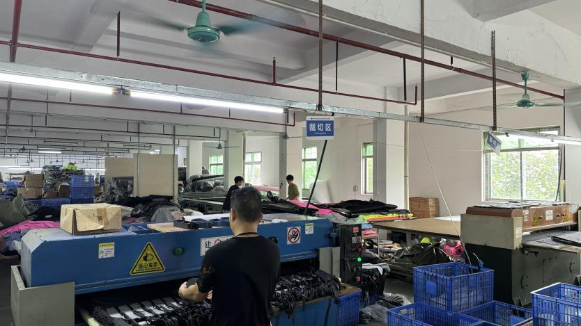 Dongguan City Hualian Leather Product Co., Ltd. Armbag