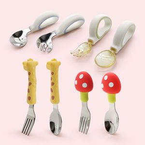 Colorful soft baby training spoon baby first stage weaning feeding silicone spoons baby feeding spoon with travel case
