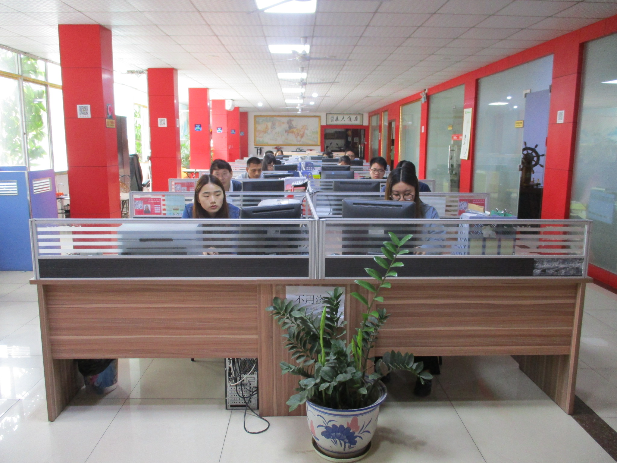 Hebei Yongwanxiang Cycle Co., Ltd. Electric tricycle