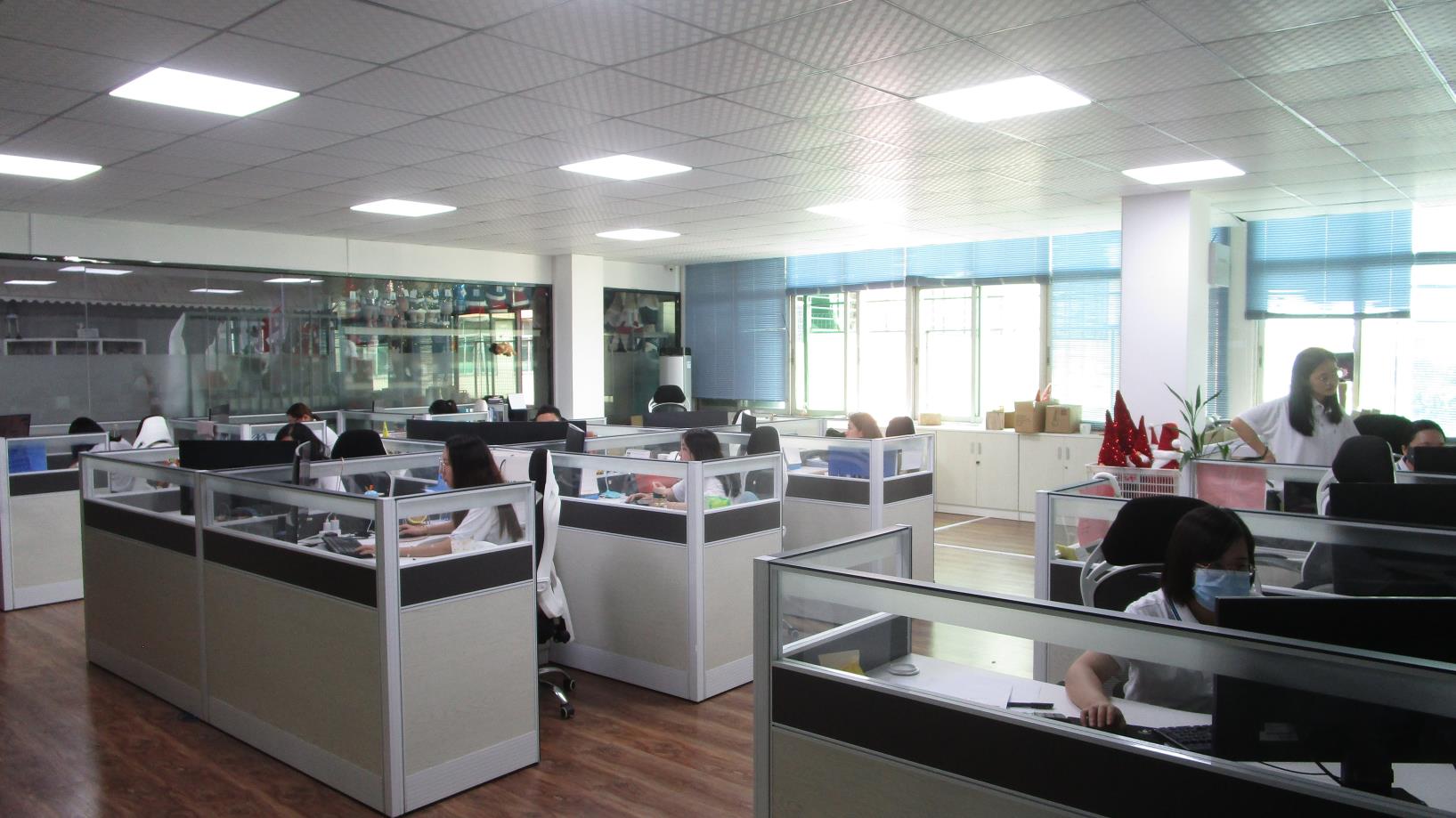 Fujian Quanzhou Boheng Textile Co., Ltd. Festive Crafts