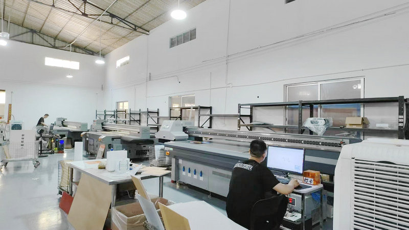 Jiangmen Lizi Craft Label Co., Ltd. Acrylic Signage