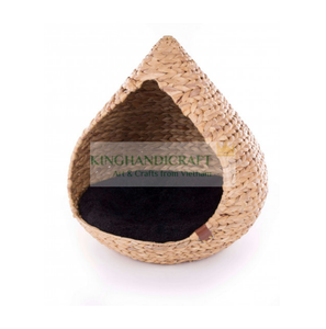 Wholesale Luxury Plush Pet Bed with Cooling Feature Handwoven Natural Water Hyacinth Drop Shaped for Cats Dogs Direct Vietnam