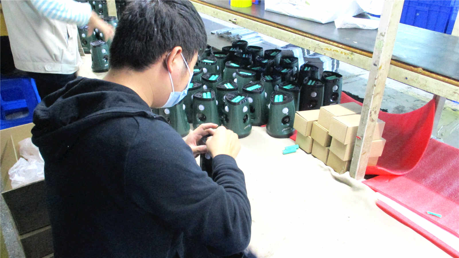 Aosion International (shenzhen) Co., Ltd. Ultrasonic Pest Repeller