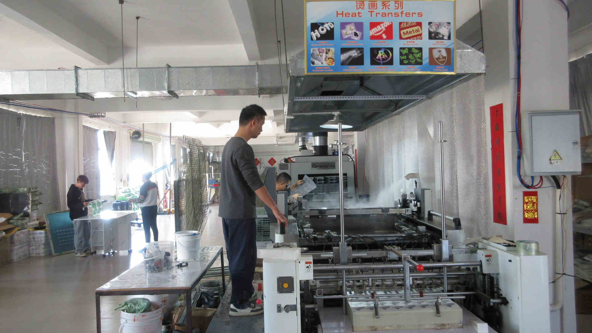 Yulin Junxiu Fashion Accessories Co., Ltd. factory image 6