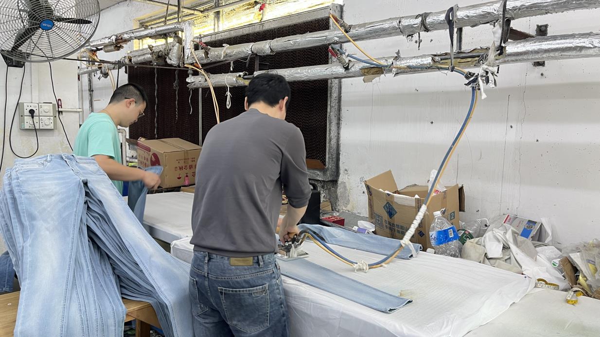 Chengdu Song Guo Bo Yan Technology Co., Ltd. Men Thobes