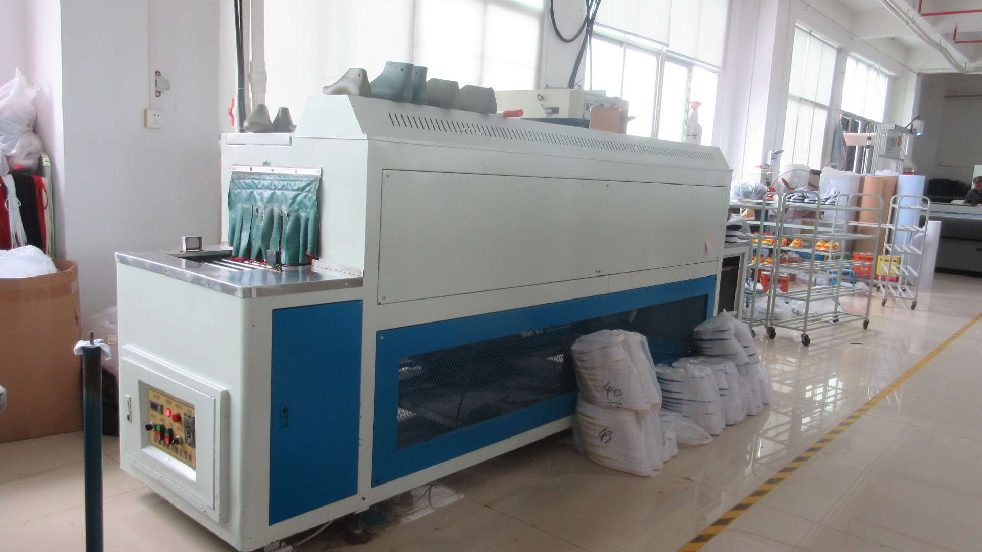 Quanzhou Zhenben Network Technology Co., Ltd. Running shoes