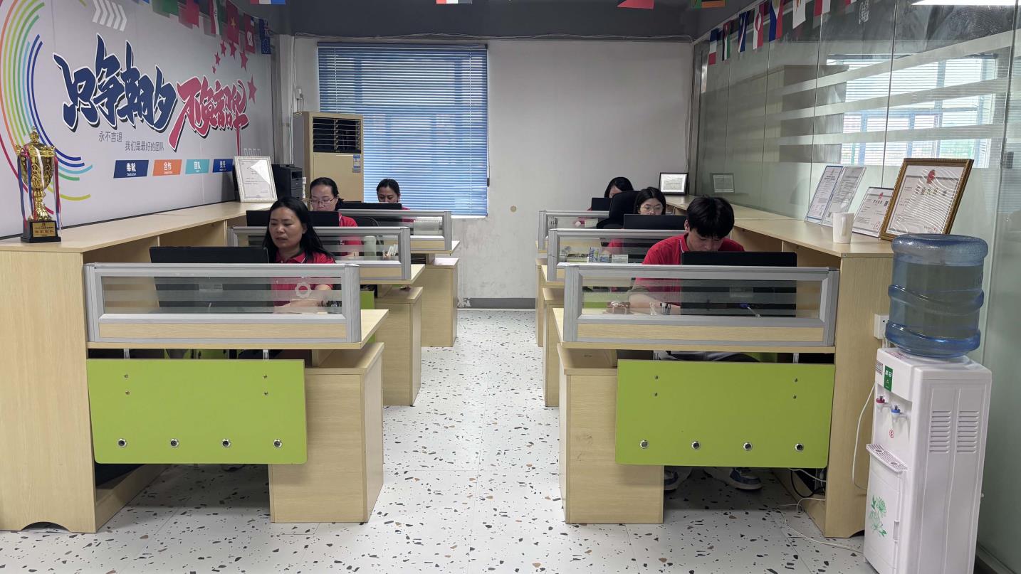 Shenzhen New Planet Technology Co., Ltd. factory image 3