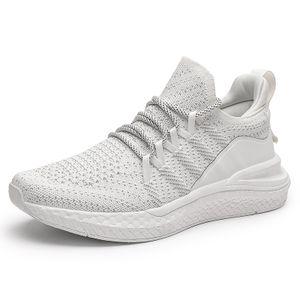 Custom Men's Designer Casual Cushioning Sports Running Shoes Breathable White Sneakers Mesh New Light Weight Walking Shoes