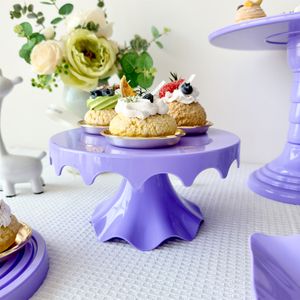 cake stand set decorating