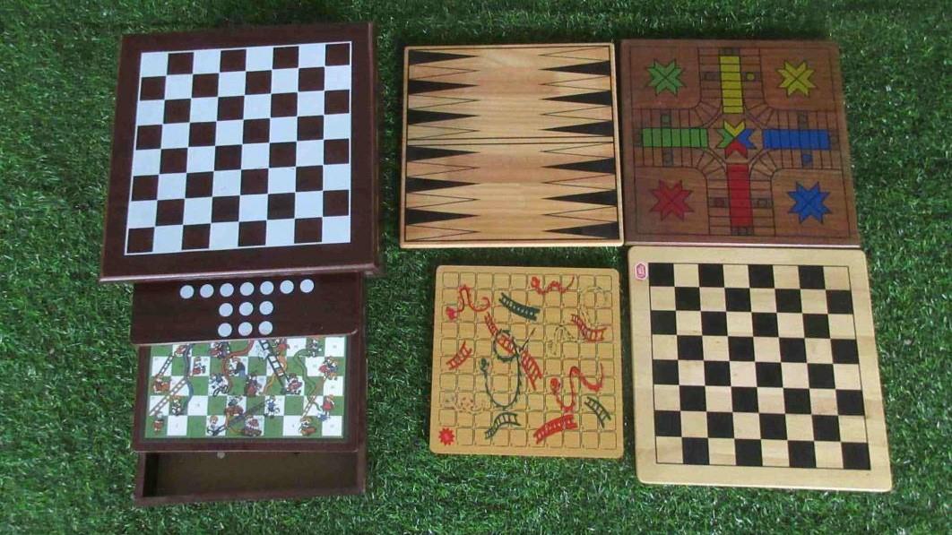 Linhai Xinxing Sporting Goods Factory Backgammon Set