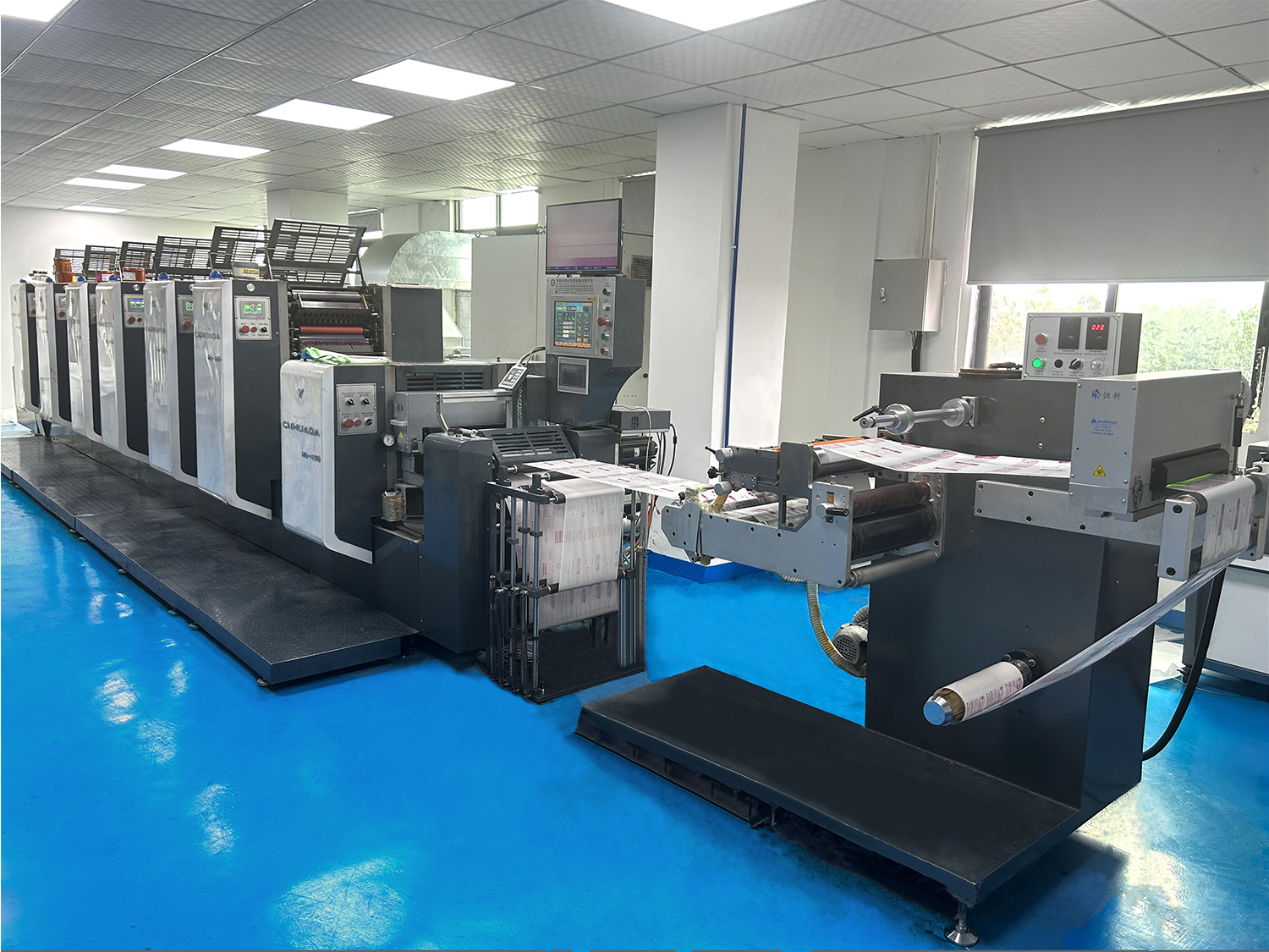 Guangzhou Penghuang Packaging Co., Ltd. serum bottles