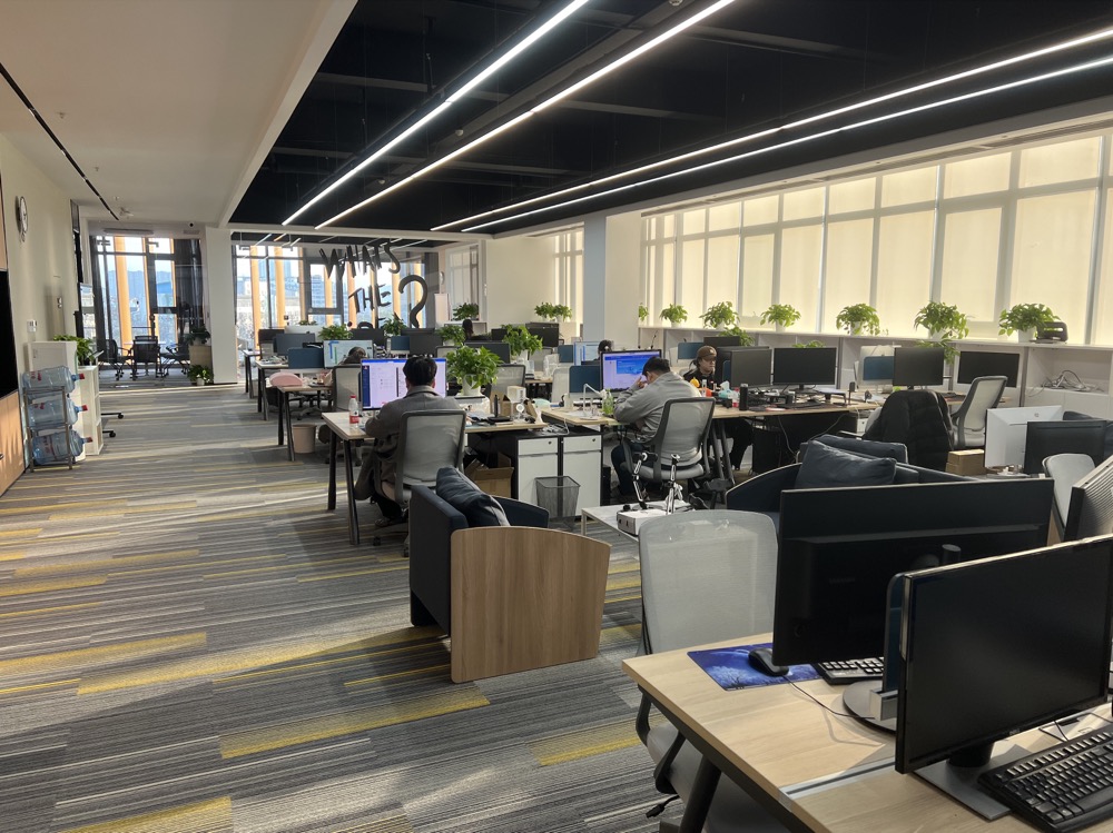 Ningbo Lede Computer Technology Co., Ltd. factory image 2