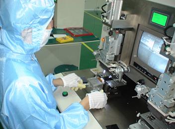 Shenzhen Brilliant Crystal Technology Co., Ltd. factory image 3