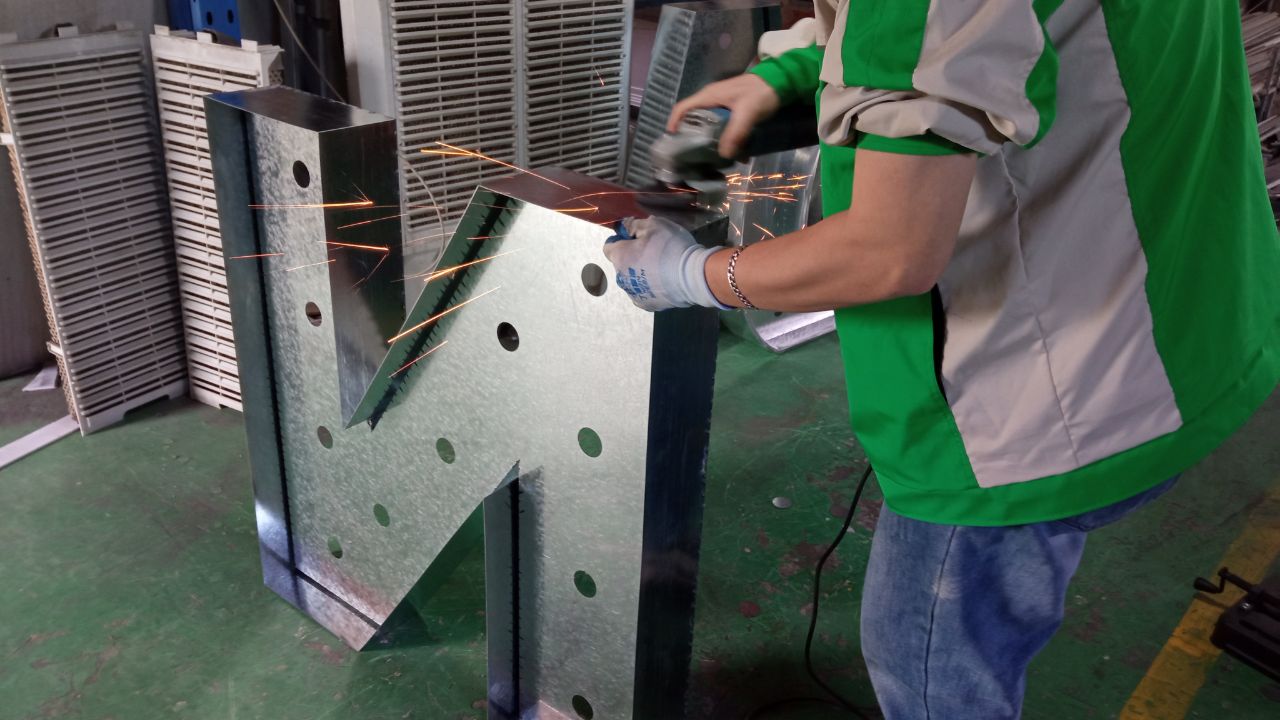 Menghui Technology (Guangzhou) Co., Ltd. LED Backlit Channel Letter