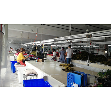 Dalian Coco Textile & Garment Co., Ltd. Puffer Vest